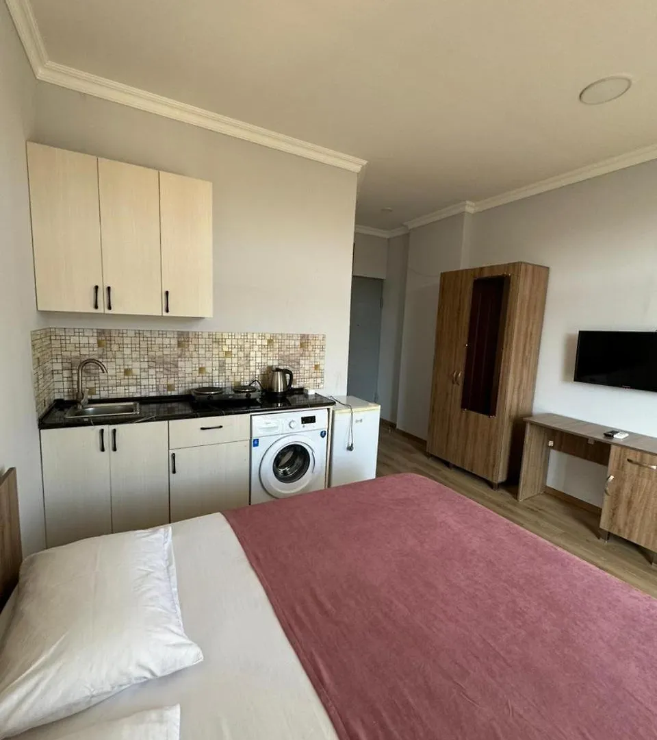 Colibri Apartment Batumi