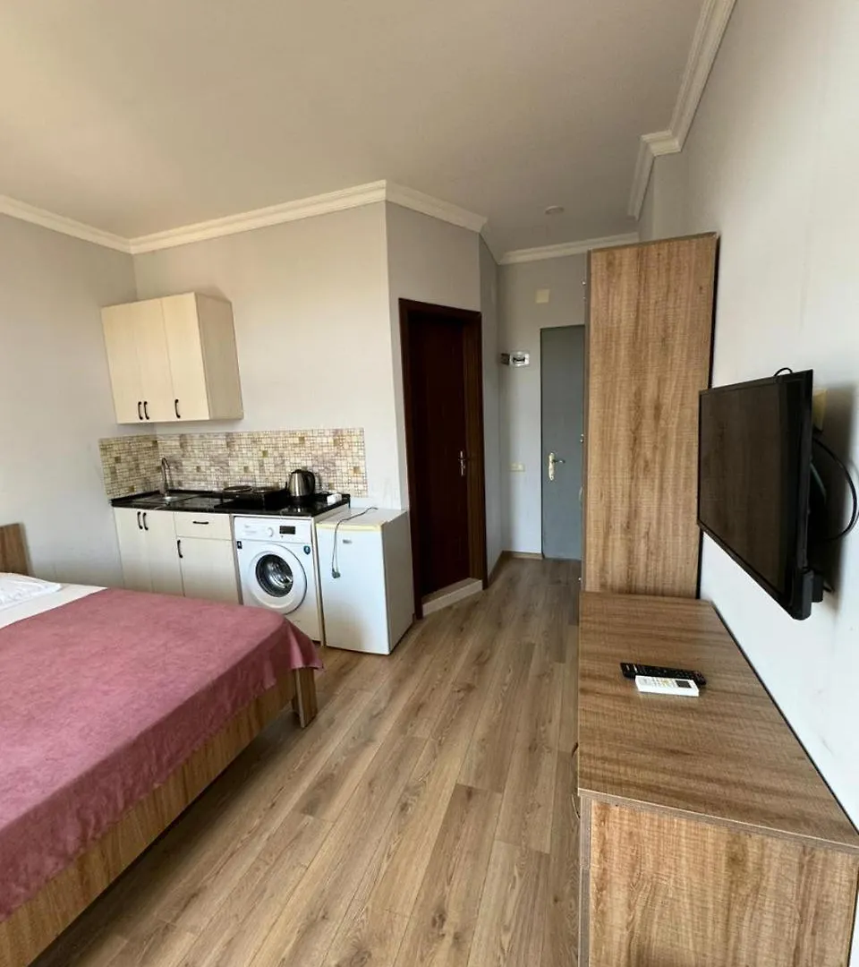 Colibri Apartment Batumi